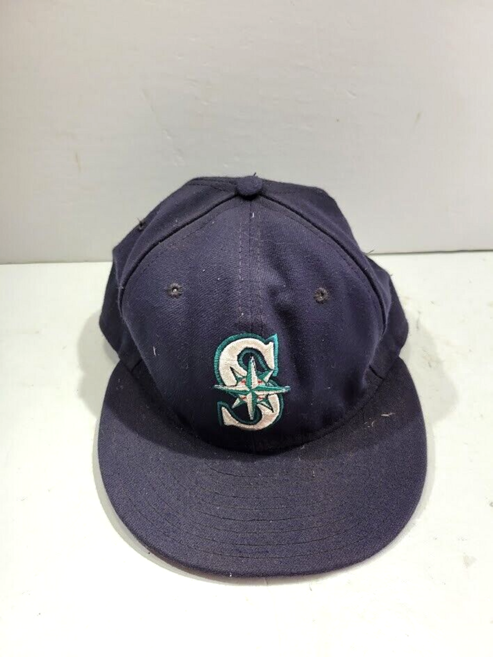 Seattle Mariners Hat Cap Mens Fitted 7 1/8 Blue MLB Baseball New Era